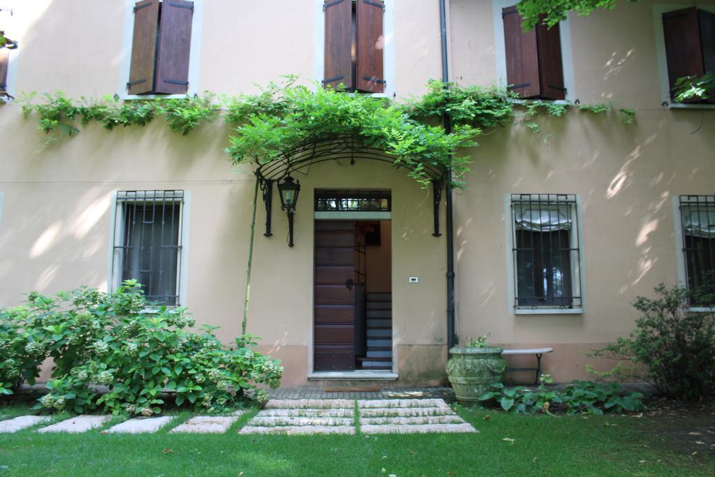 Corte Ginepro Roncoferraro Luaran gambar