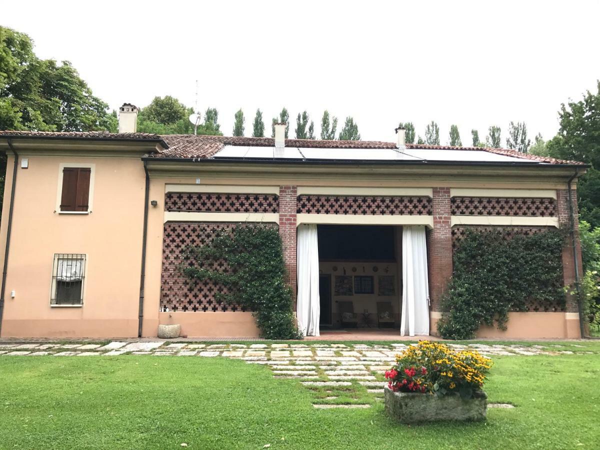Corte Ginepro Roncoferraro Luaran gambar